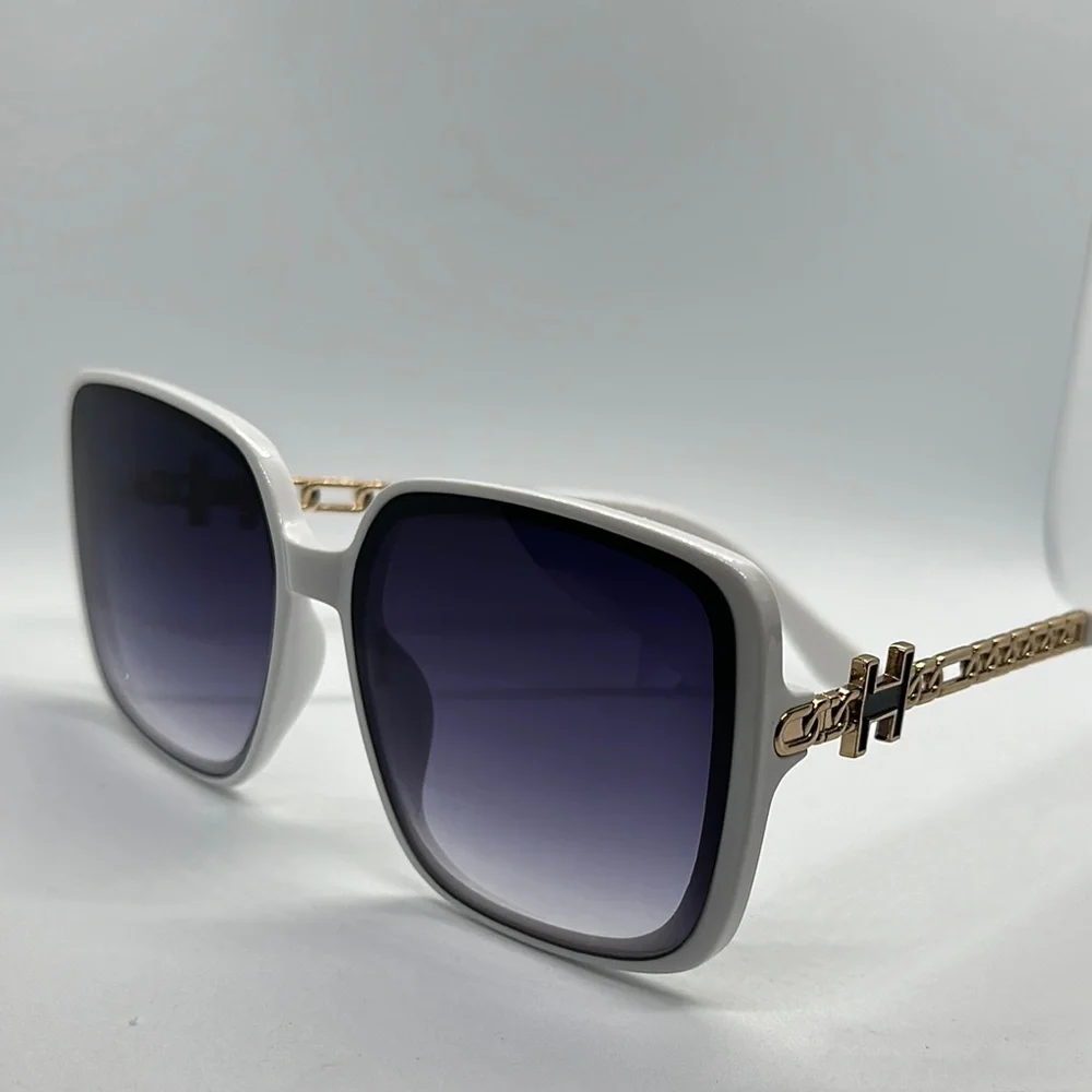 Chic Oversized Square Sunglasses - White Frame, Gold Accents, UV Protection NWT